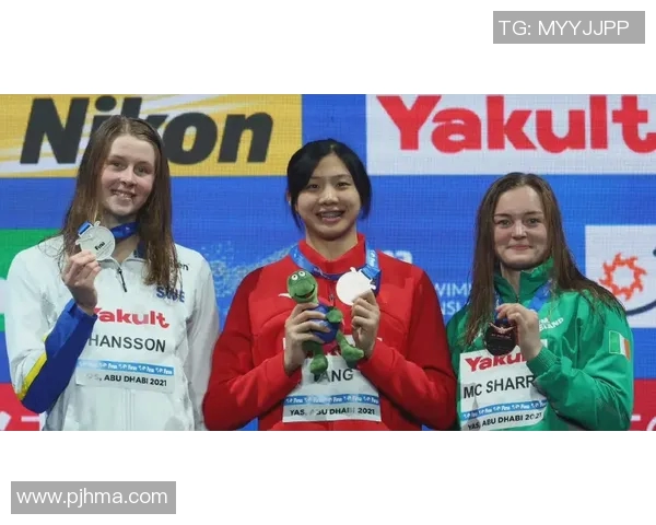 张磊专访:从羽毛球新星到冠军背后的奋斗与坚持 张磊专访:从羽毛球新星到冠军背后的奋斗与坚持