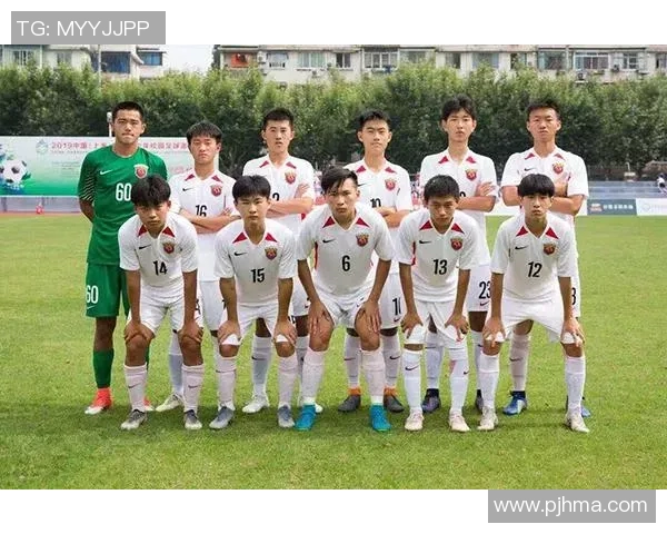 赛后分析:上海足球队与杭州足球队的精彩对决与战术反思 赛后分析:上海足球队与杭州足球队的精彩对决与战术反思