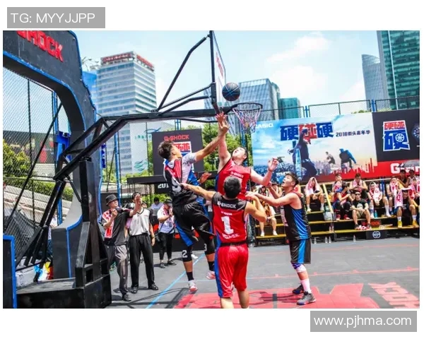 重庆极限运动队的战术创新与进攻体系解析 重庆极限运动队的战术创新与进攻体系解析