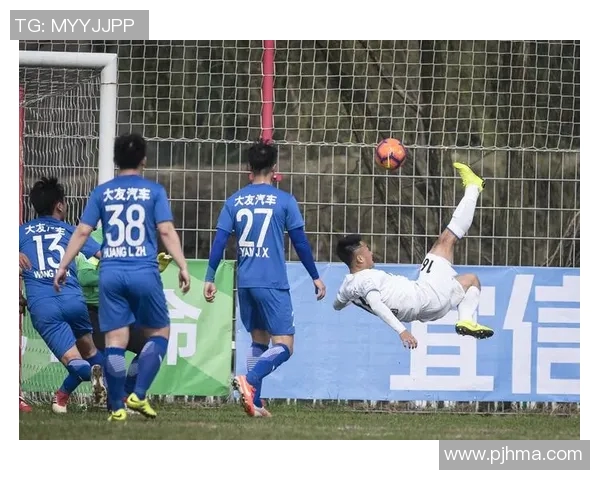 武汉足球队在世界锦标赛中的状态分析与表现评估 武汉足球队在世界锦标赛中的状态分析与表现评估