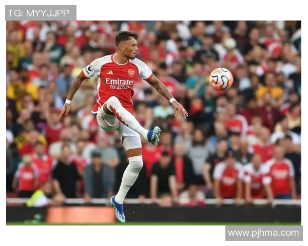 厄德高的崛起与挑战:从天才少年到足球世界的璀璨明星之路 厄德高的崛起与挑战:从天才少年到足球世界的璀璨明星之路