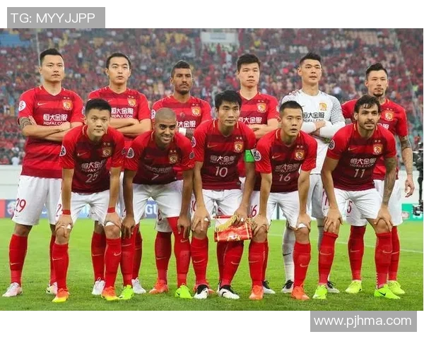恒大与上港在日本的激烈对决揭示中超球队的实力与未来发展潜力